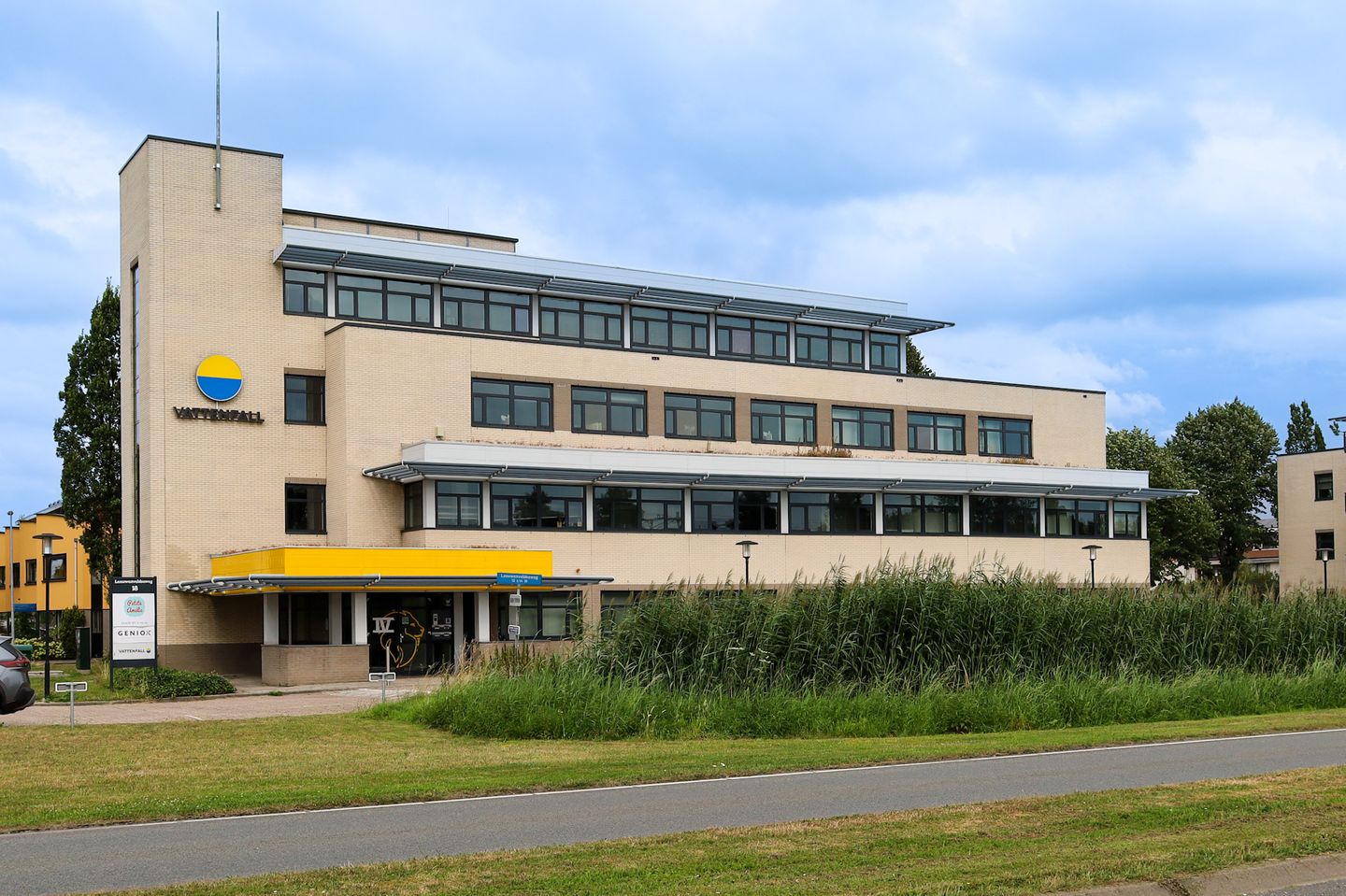 View photo 1 of Leeuwenveldseweg 18-a