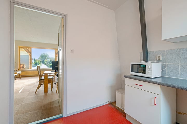 Photo 33 of Koningin Julianaweg 17