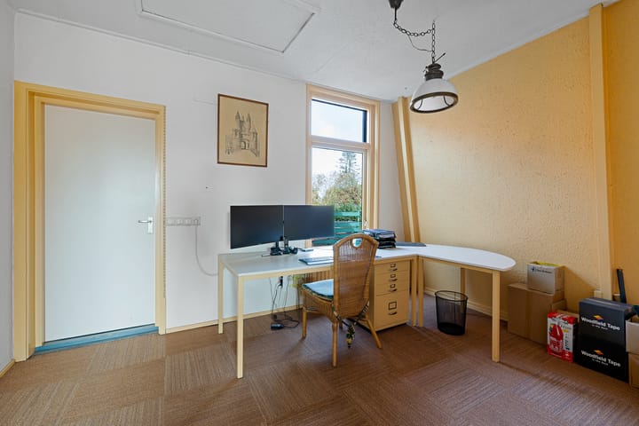 Photo 31 of Koningin Julianaweg 17