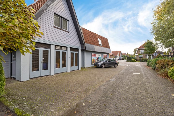 Photo 40 of Koningin Julianaweg 17