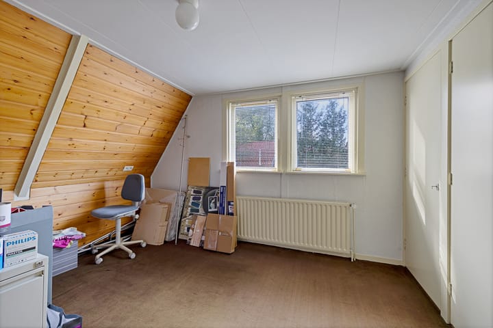 Photo 36 of Koningin Julianaweg 17