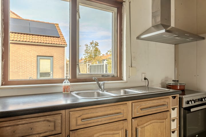 Photo 13 of Oranjestraat 62