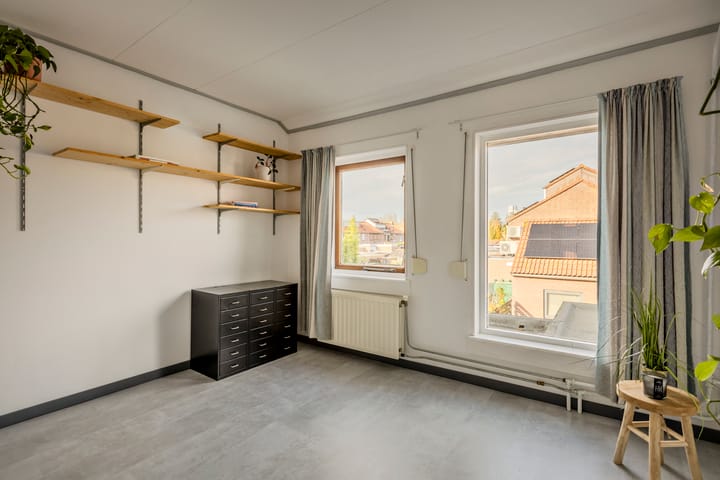 Photo 18 of Oranjestraat 62