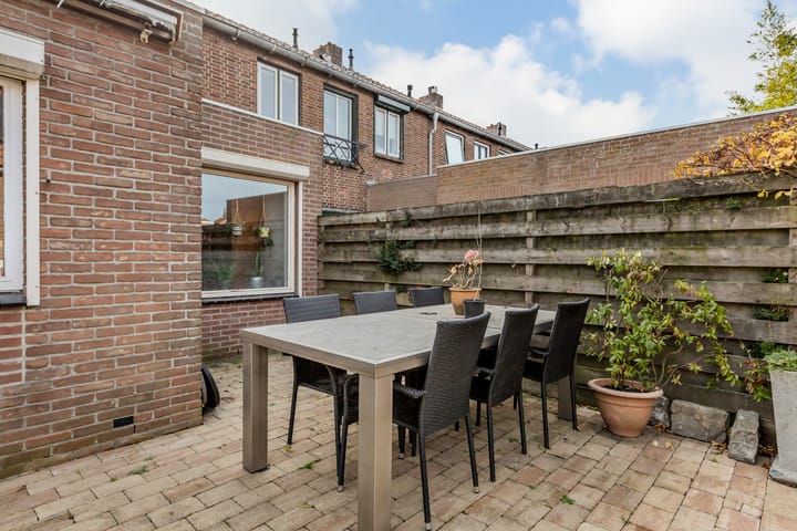 Photo 26 of Oranjestraat 62