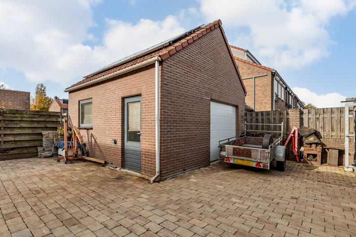 Photo 28 of Oranjestraat 62