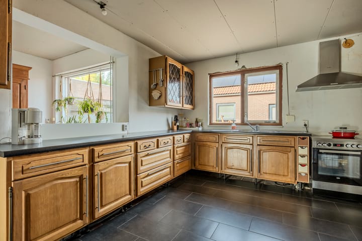 Photo 12 of Oranjestraat 62