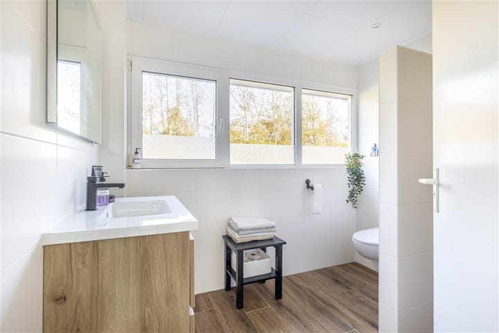 Photo 20 of Christiaan Eberhardstraat 8