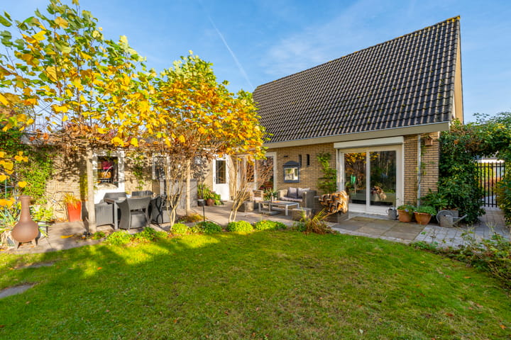 Foto 30 van Veenmos 10