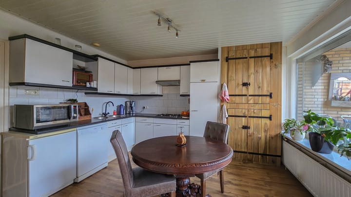 Photo 5 of Dorpsstraat 99