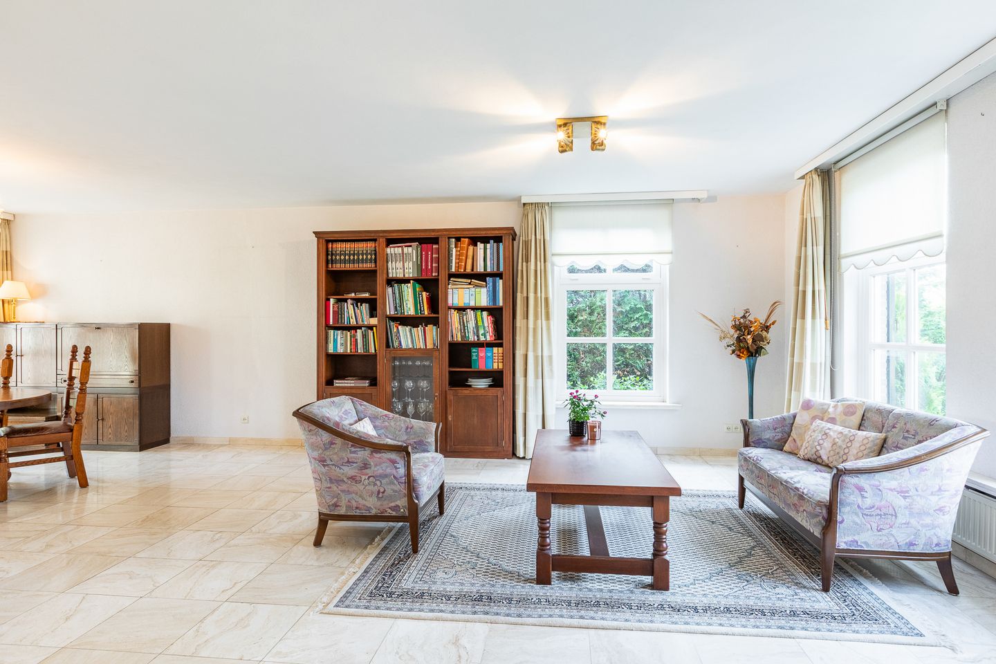 Photo 4 of Min. Aalbersestraat 12