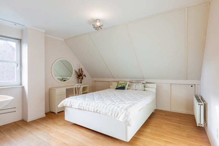 Foto 14 van Min. Aalbersestraat 12