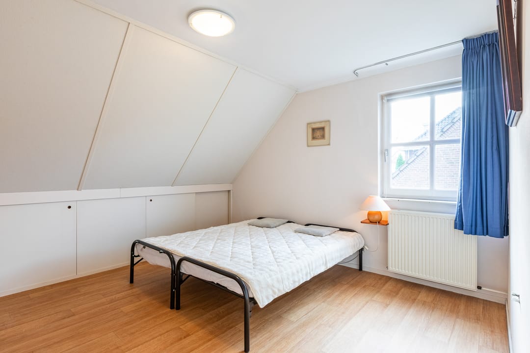 Photo 16 of Min. Aalbersestraat 12