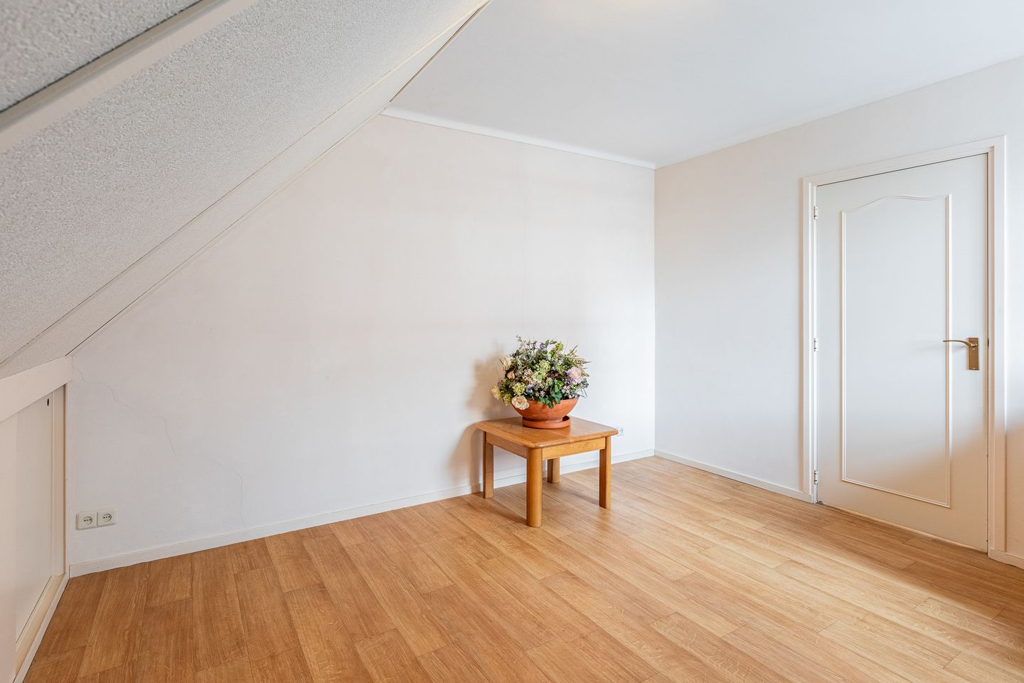 Photo 19 of Min. Aalbersestraat 12