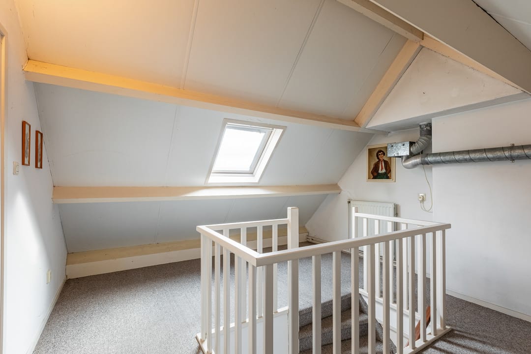 Photo 31 of Min. Aalbersestraat 12