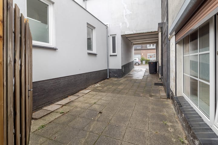 Foto 37 van Voorterstraat 100