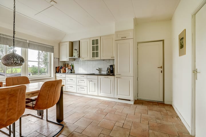 Foto 16 van Heidenskipsterdyk 38