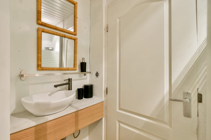 Photo 11 of Kinkerstraat 69-2V