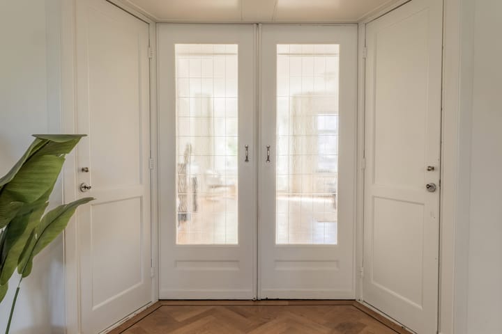 Photo 16 of Johan van Oldenbarneveltlaan 37