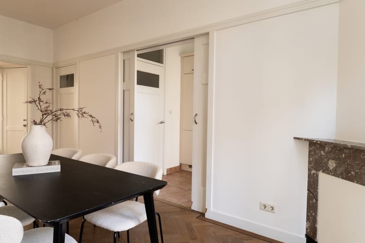 Photo 25 of Johan van Oldenbarneveltlaan 37