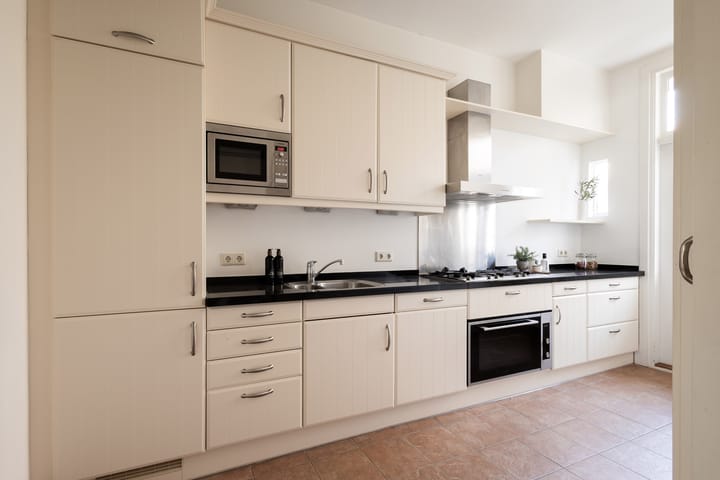 Photo 27 of Johan van Oldenbarneveltlaan 37