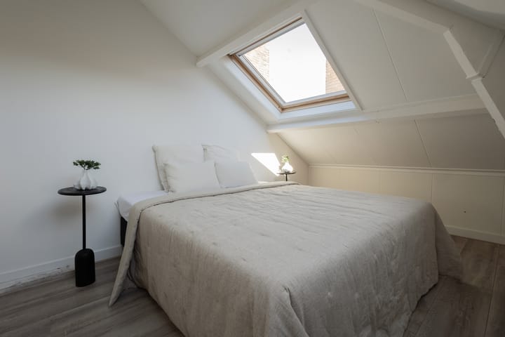 Photo 59 of Johan van Oldenbarneveltlaan 37