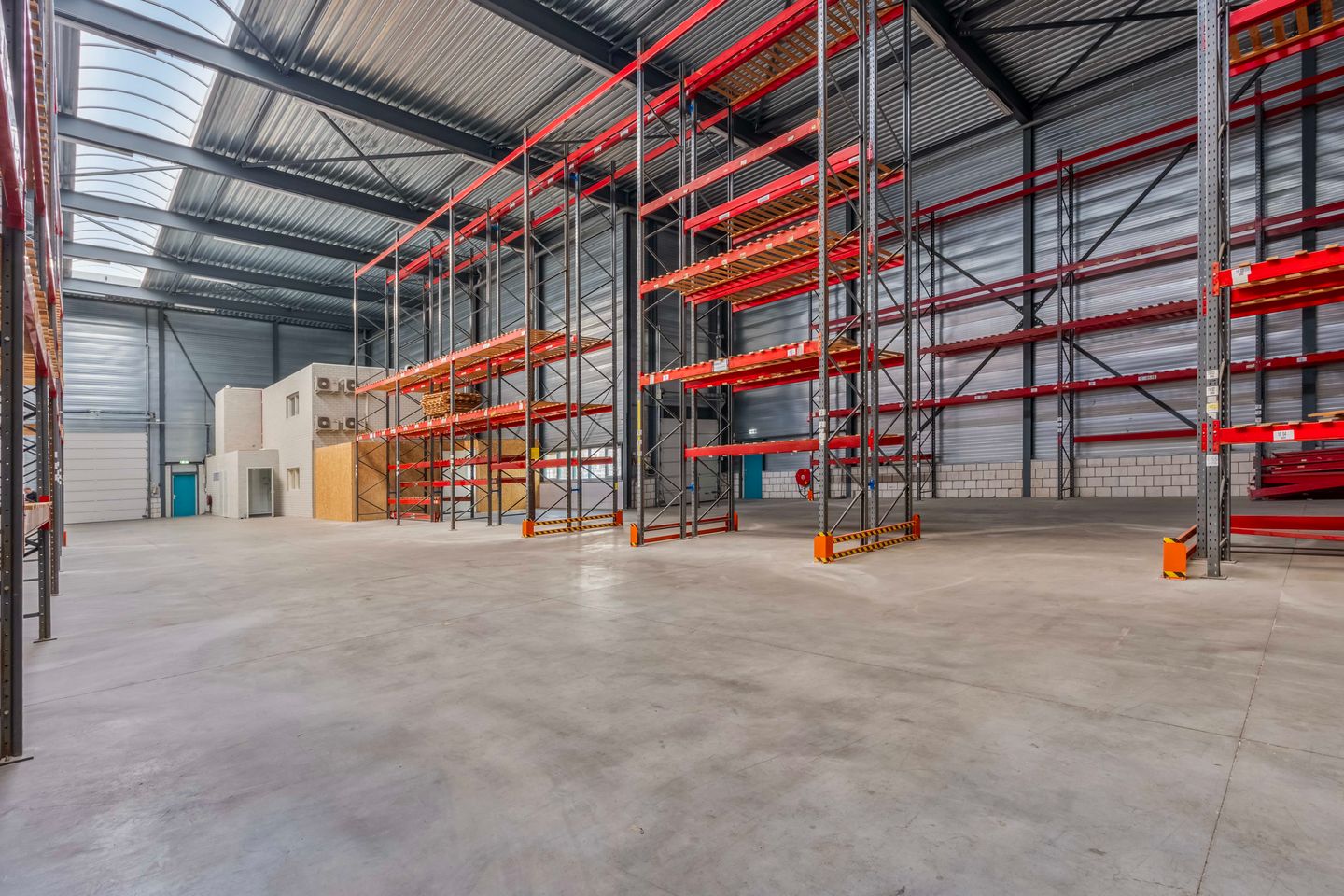 View photo 4 of Microstraat 2-6