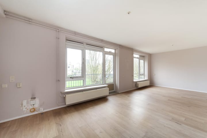 Photo 11 of Valeriusstraat 204