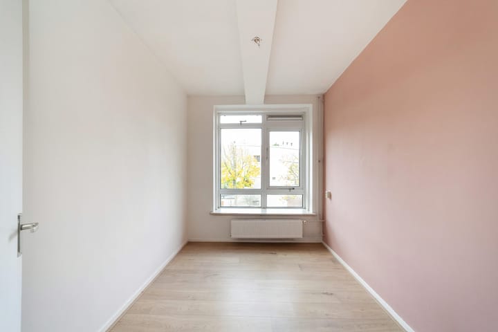 Photo 16 of Valeriusstraat 204