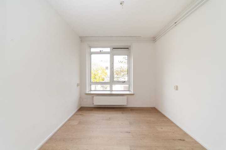 Photo 17 of Valeriusstraat 204