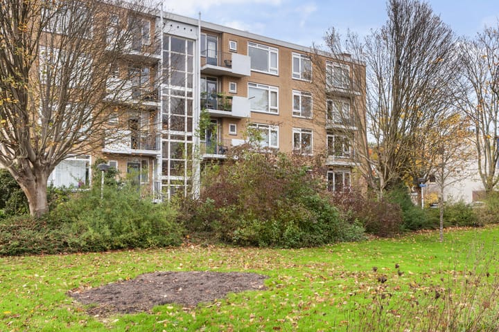 Photo 22 of Valeriusstraat 204