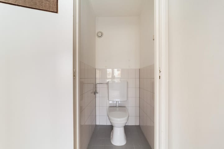 Photo 21 of Valeriusstraat 204