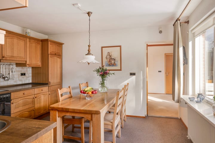 Foto 4 van Veldweg 15