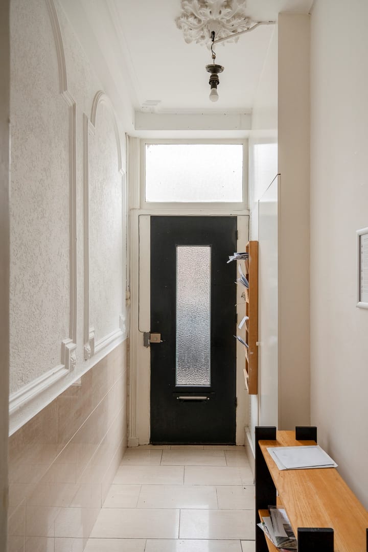 Photo 8 of Emmastraat 14-B