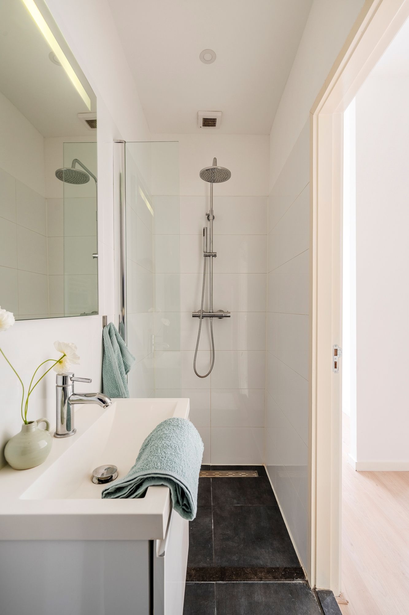 Foto 19 van Emmastraat 14-B