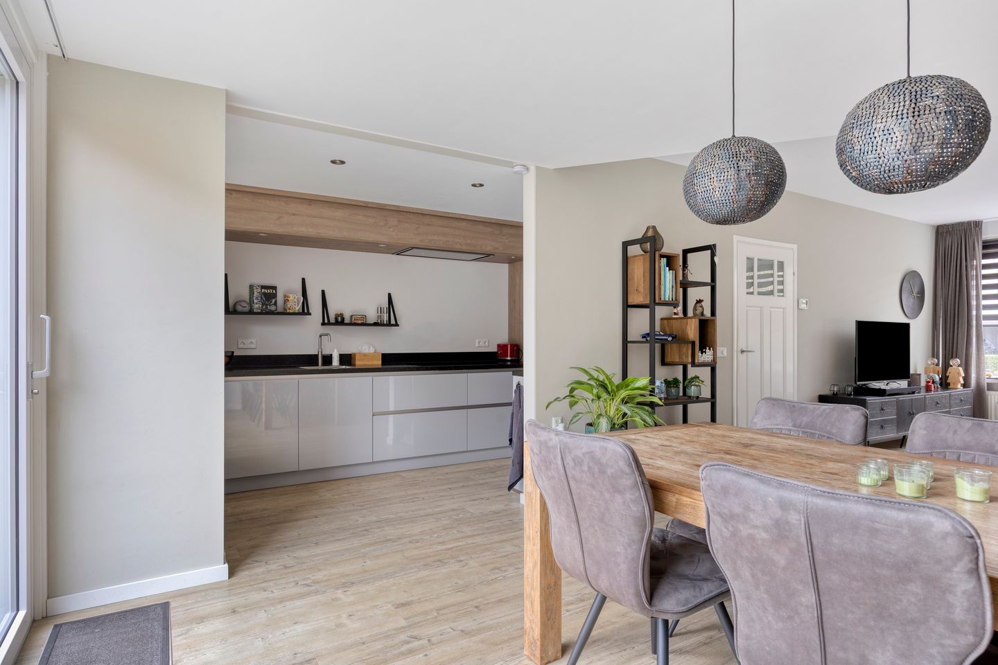 Foto 10 van Burgemeester van Grotenhuisstraat 11