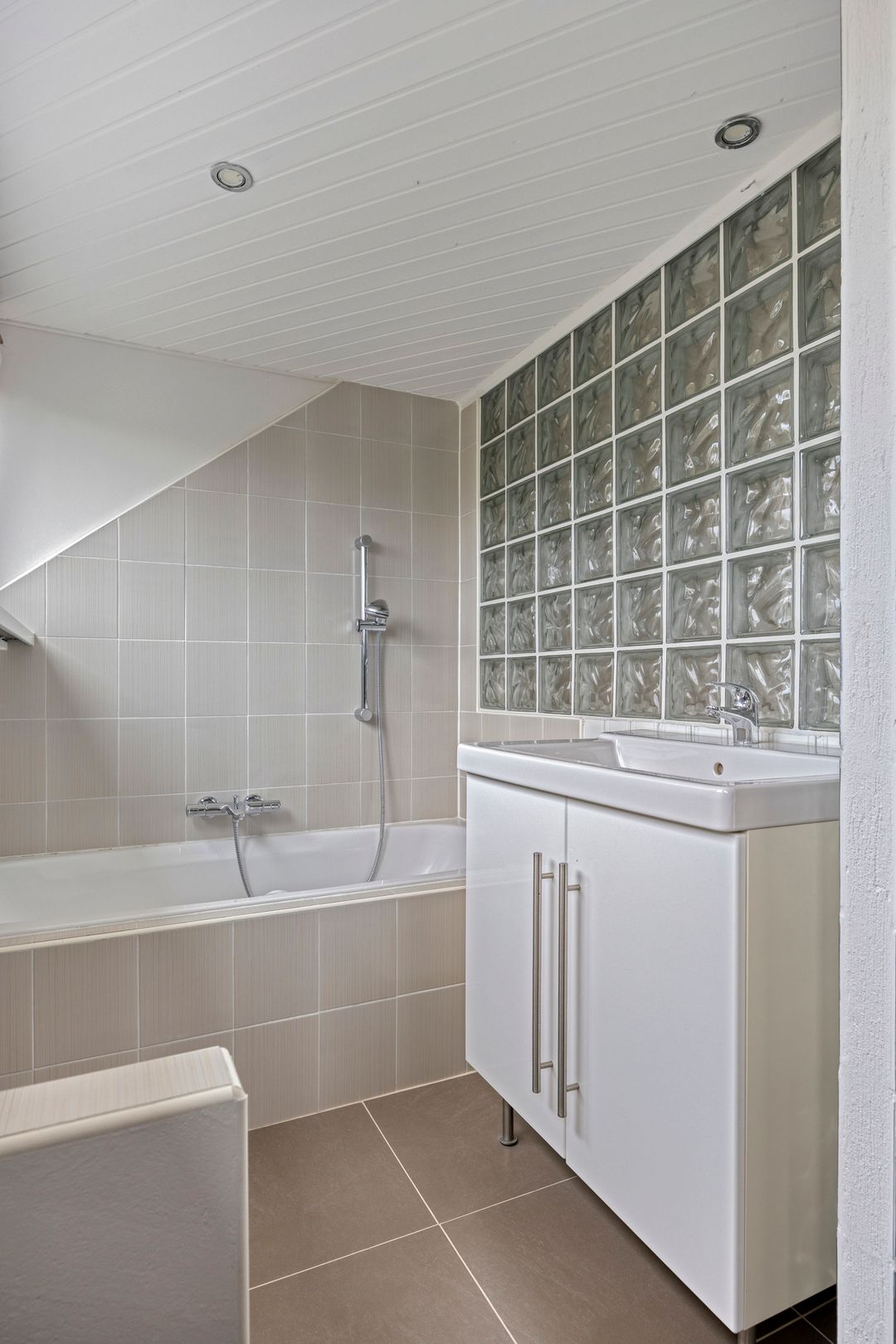 Foto 31 van Burgemeester van Grotenhuisstraat 11