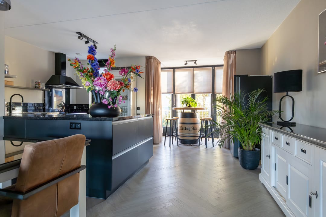 Photo 13 of J. Homan van der Heideplein 70