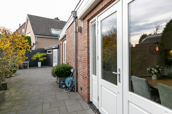 Foto 26 van Massenweg 72