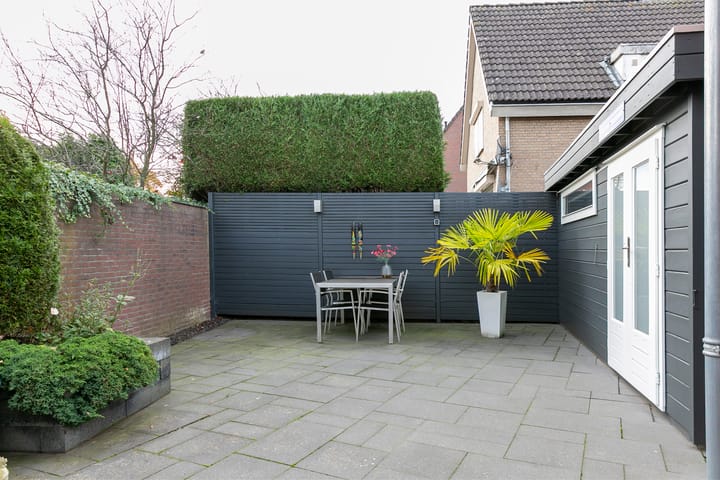 Foto 27 van Massenweg 72