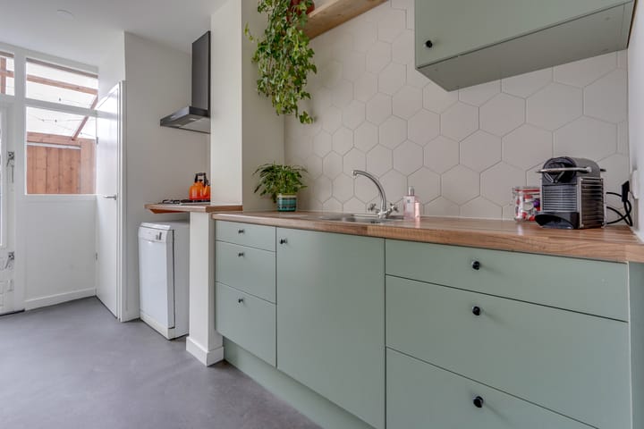 Foto 10 van Pijnboomstraat 7