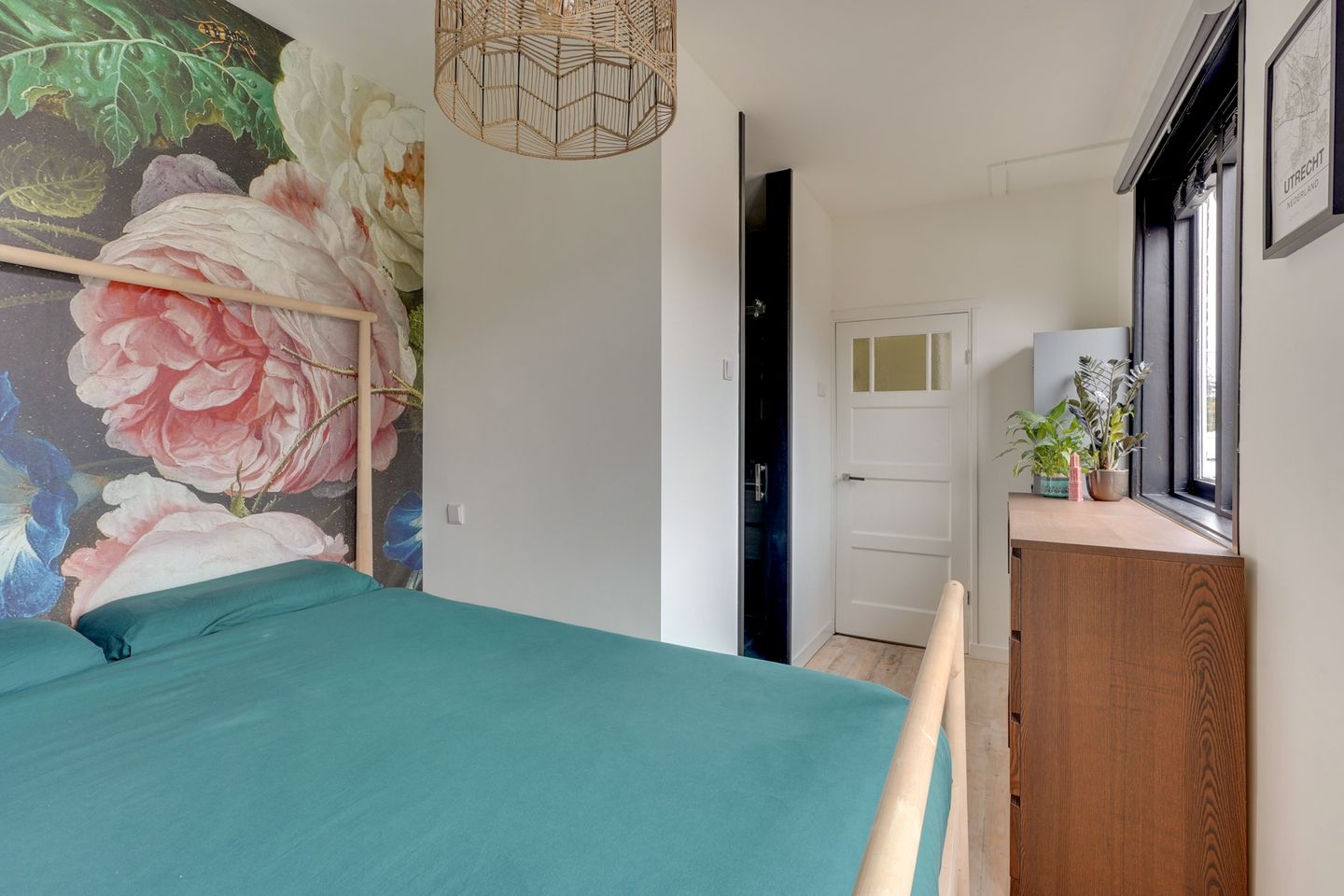 Foto 19 van Pijnboomstraat 7