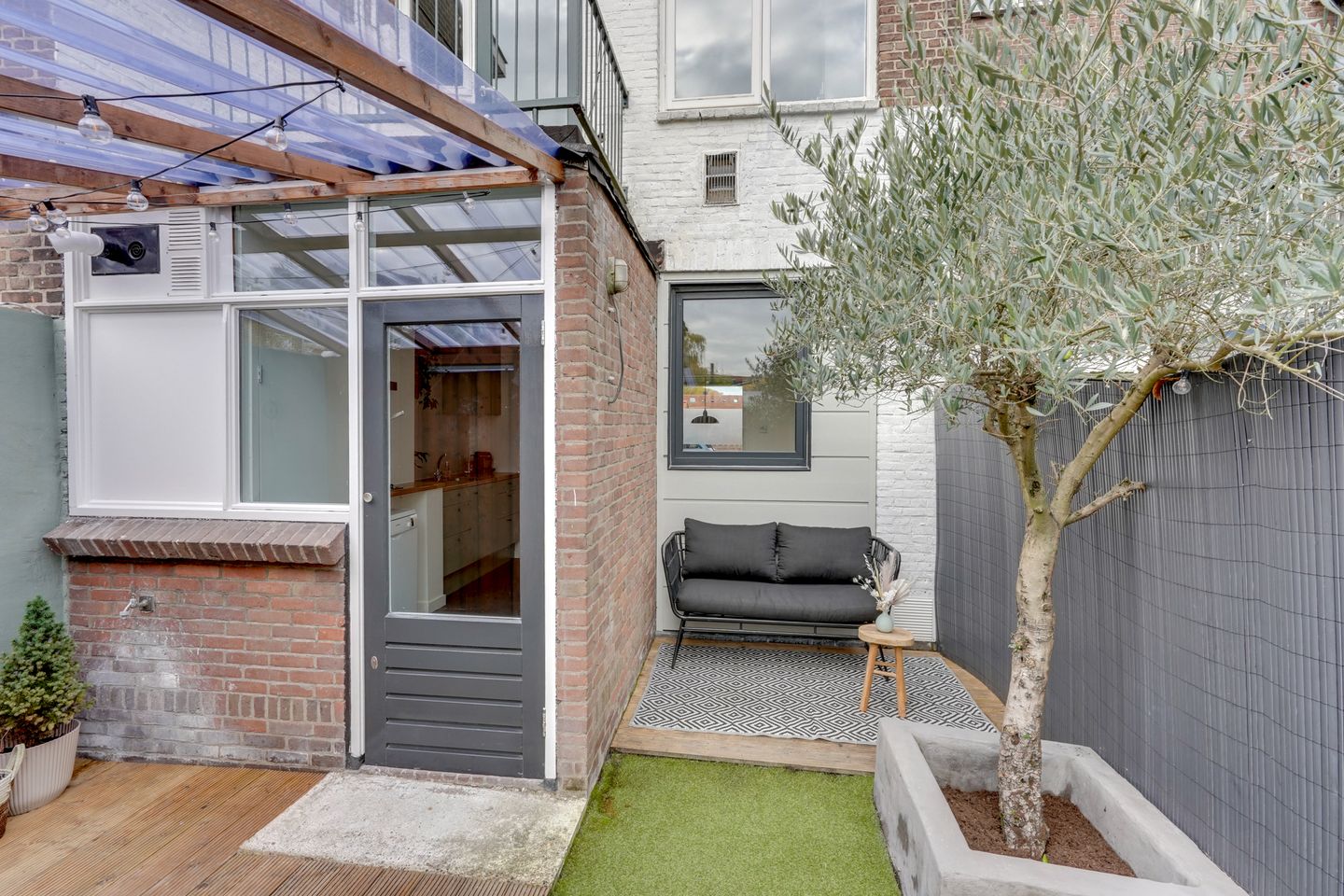 Foto 25 van Pijnboomstraat 7