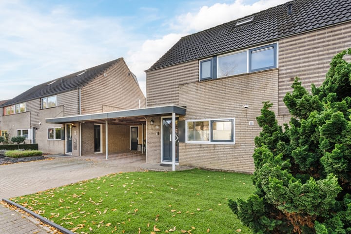 Photo 6 of Kattedoorn 105