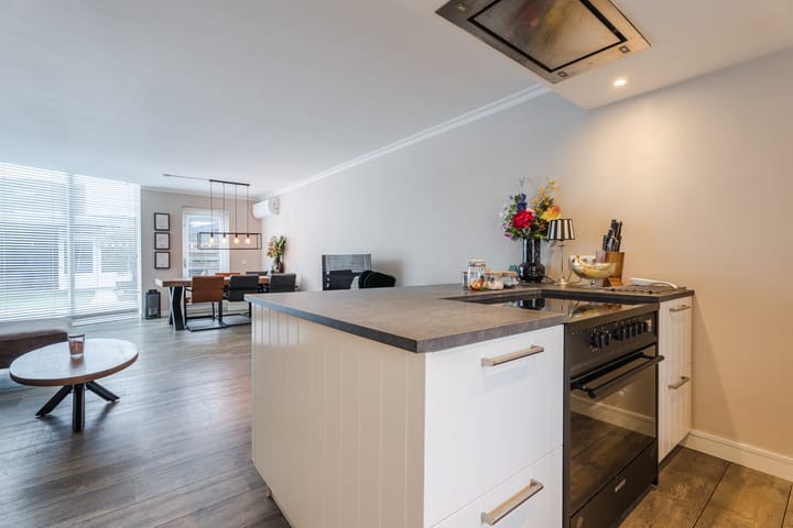 Photo 11 of Kattedoorn 105