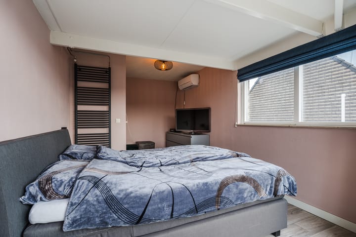 Photo 18 of Kattedoorn 105