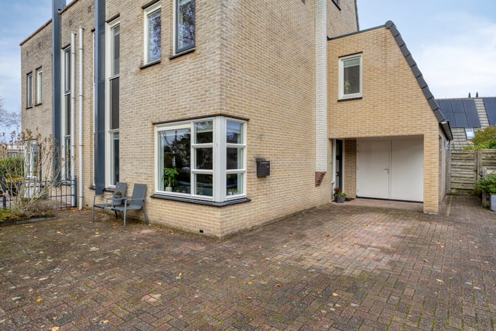 Foto 9 van Planetenlaan 3