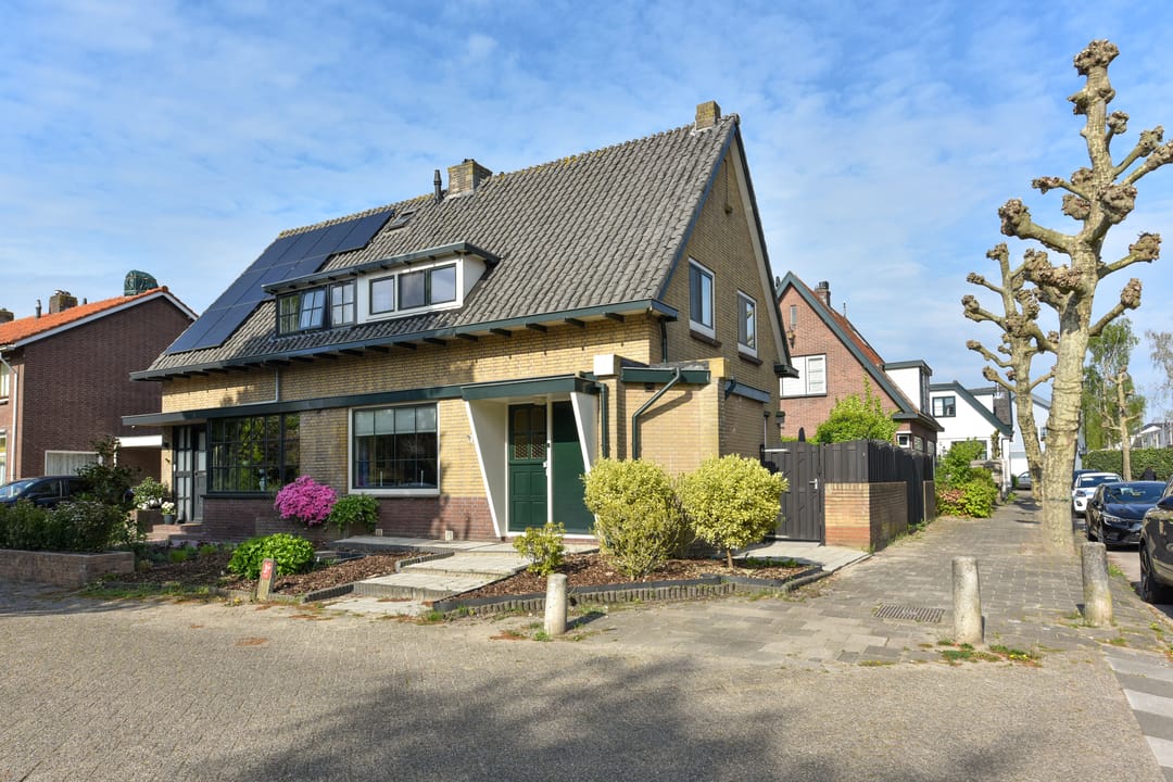 Foto 1 van van Dijklaan 25