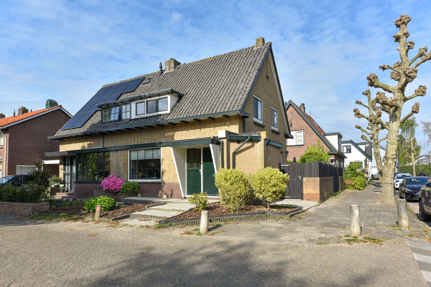 Foto 1 van van Dijklaan 25