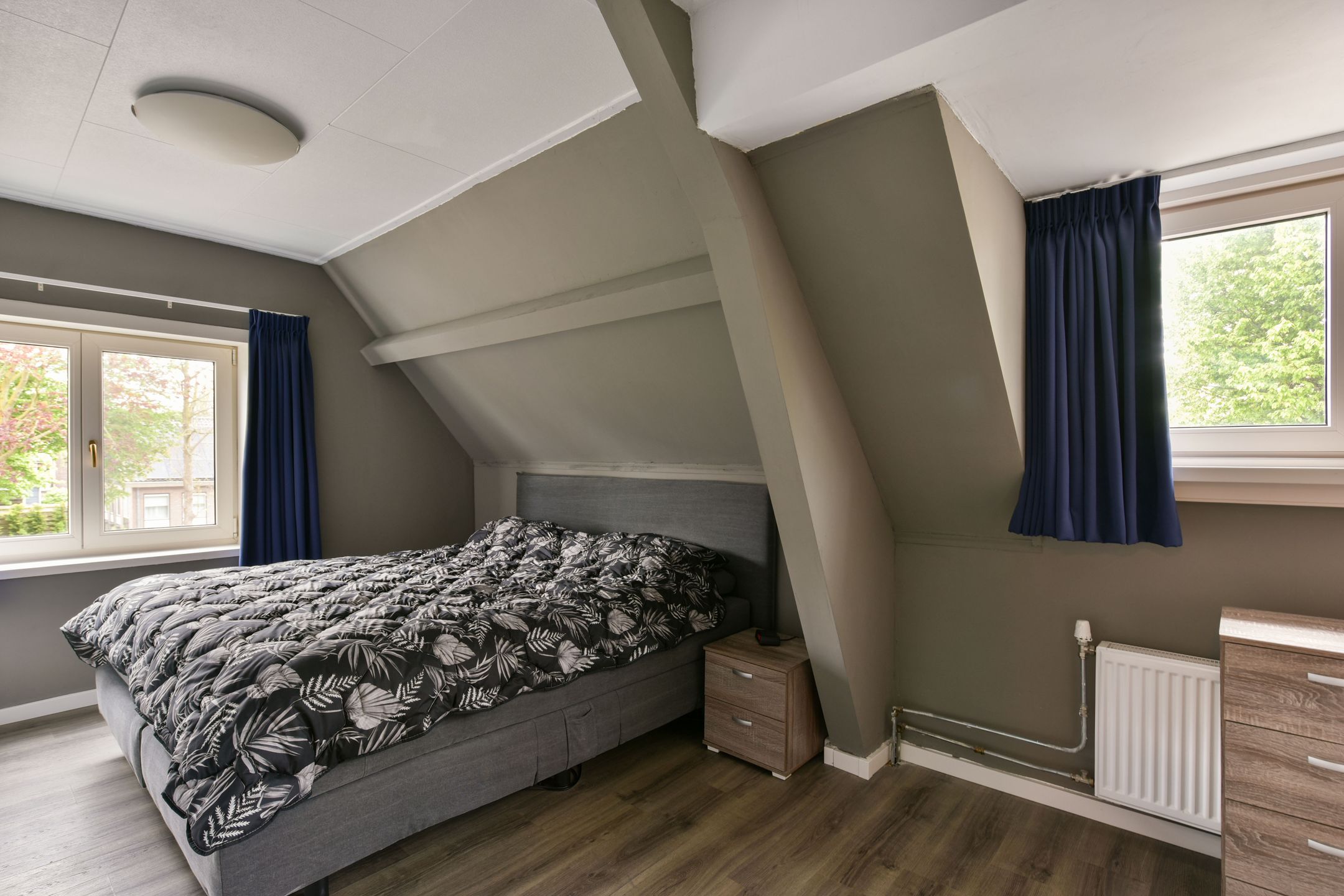 Foto 15 van van Dijklaan 25