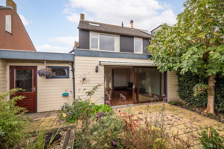 Photo 39 of Wethouder Grootstraat 15